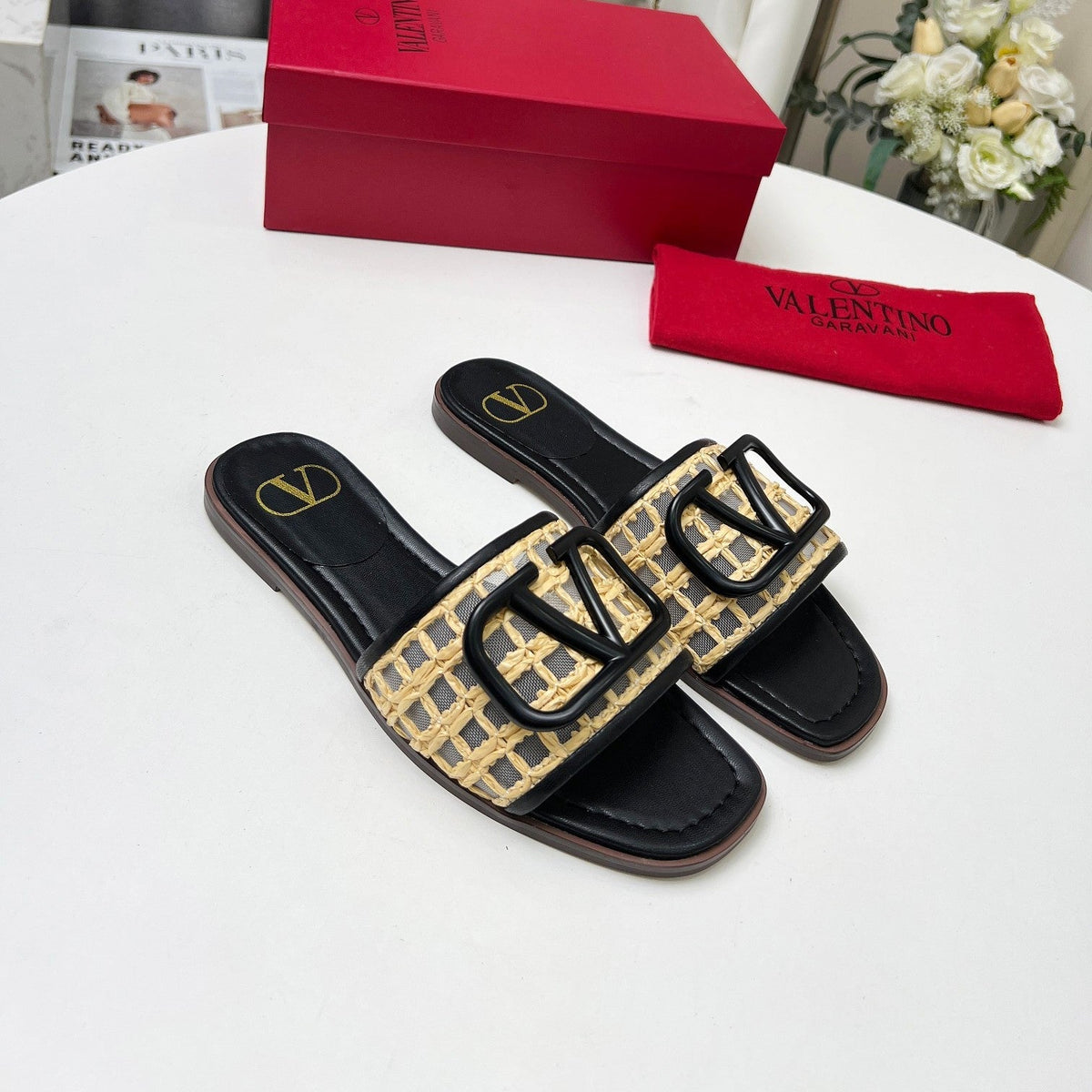 Vlogo embellished leather-trimmed raffia slides black – BeeLove